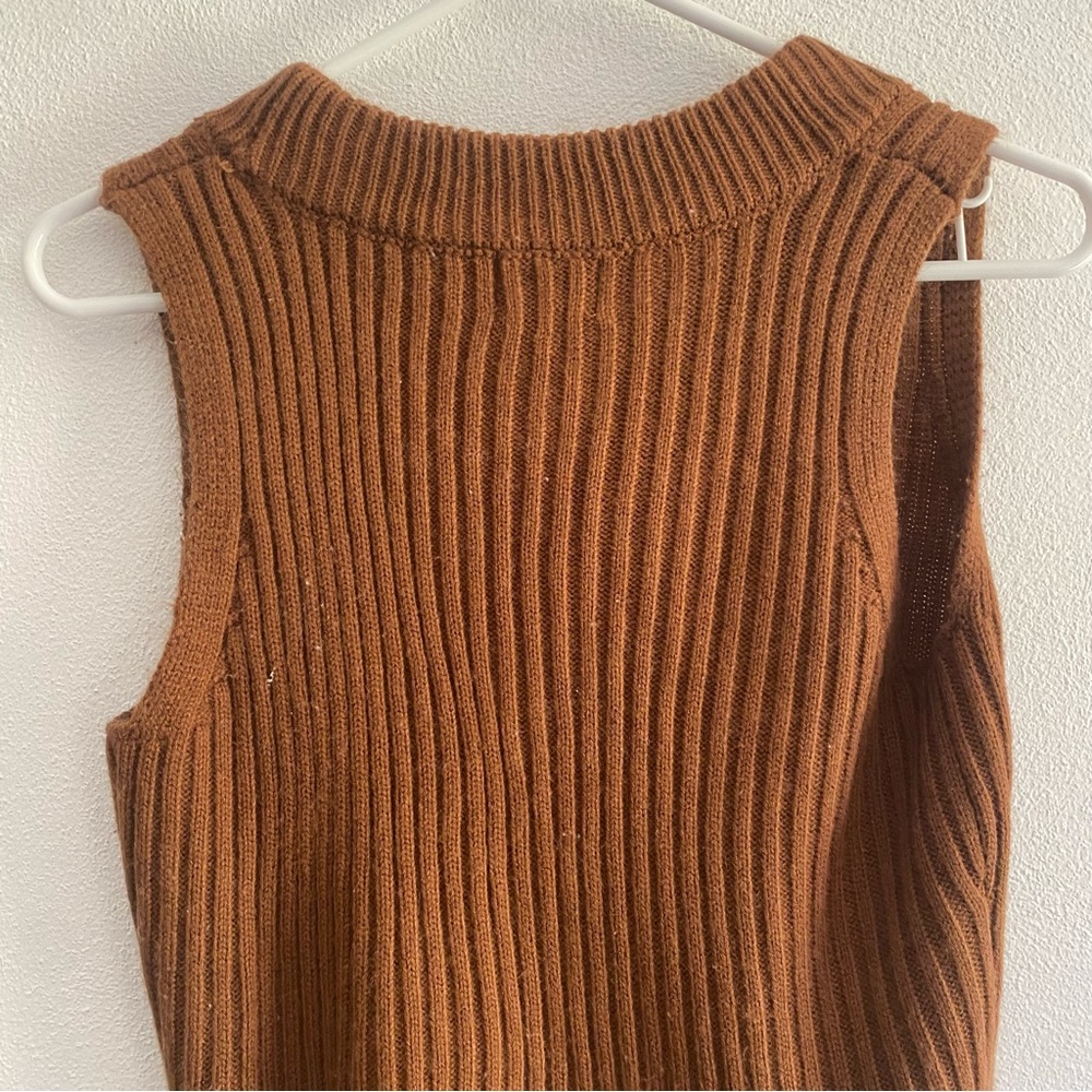 Major Label Brown Ribbed Knit Vest - Picture 5 of 7